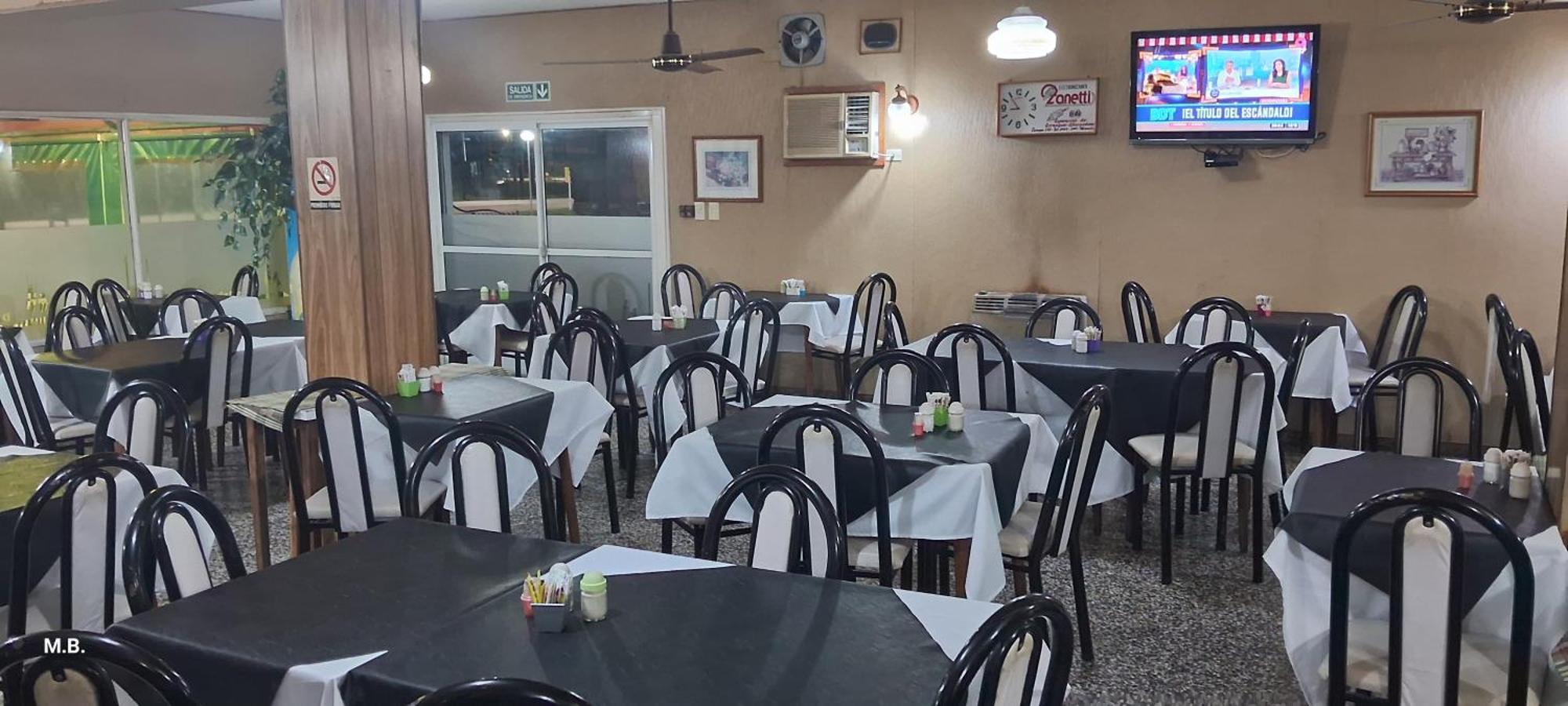Hotel Y Restaurant Don Quijote Macachín 외부 사진